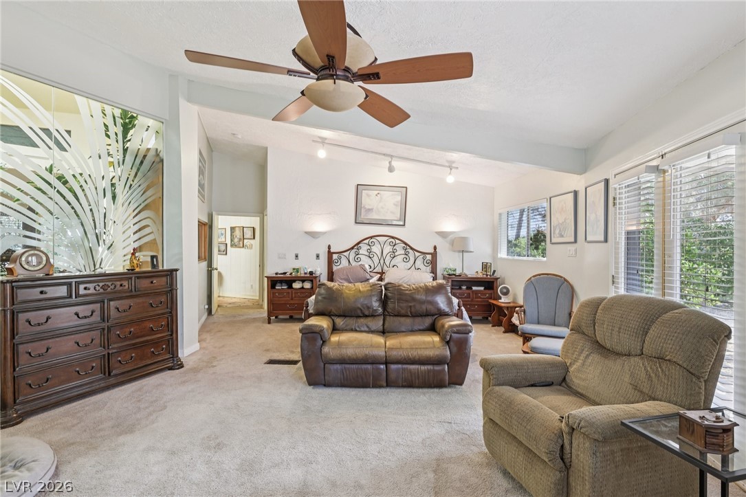 55 Siddall Avenue Property Photo 35
