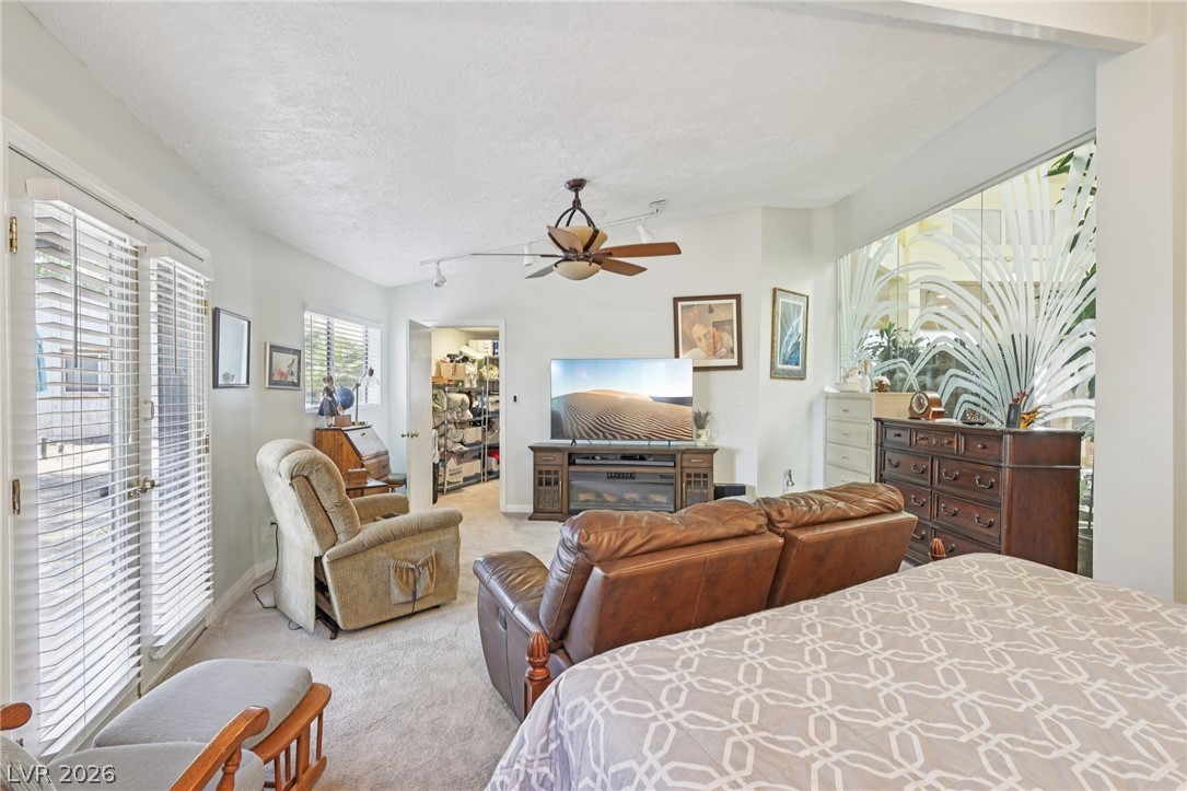 55 Siddall Avenue Property Photo 36