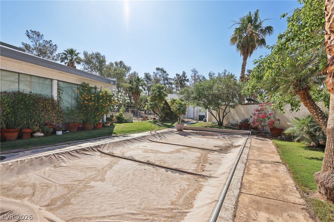 55 Siddall Avenue Property Photo 82