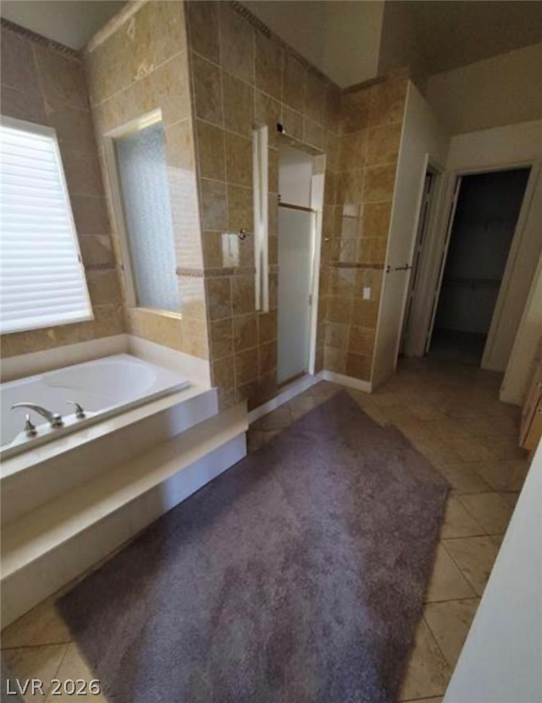5718 San Florentine Avenue Property Photo 29