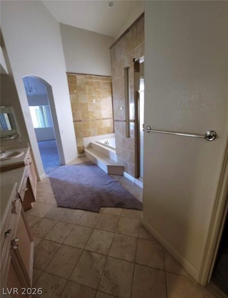 5718 San Florentine Avenue Property Photo 30