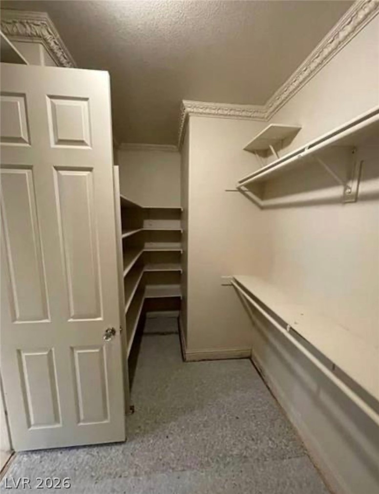 5718 San Florentine Avenue Property Photo 35