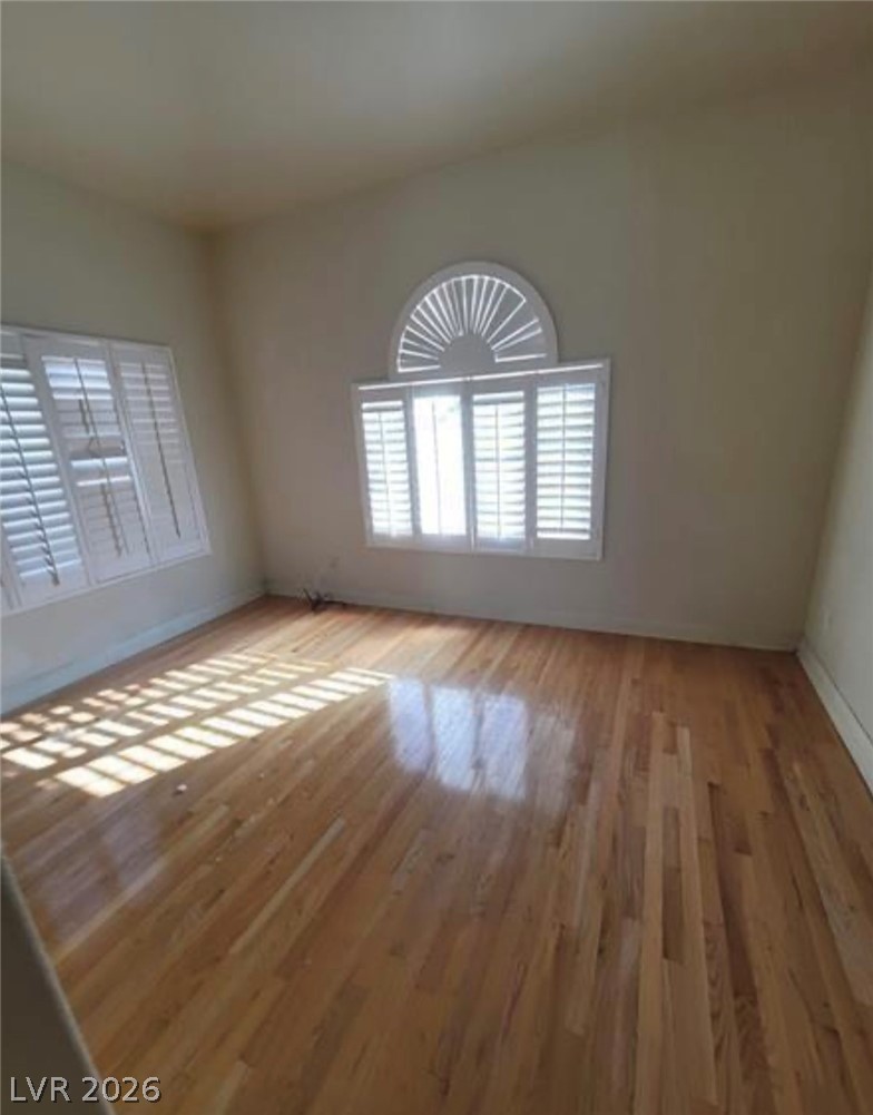 5718 San Florentine Avenue Property Photo 37