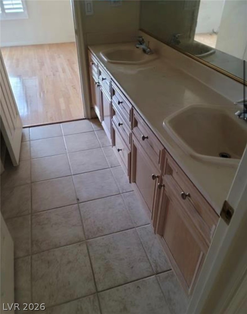 5718 San Florentine Avenue Property Photo 40