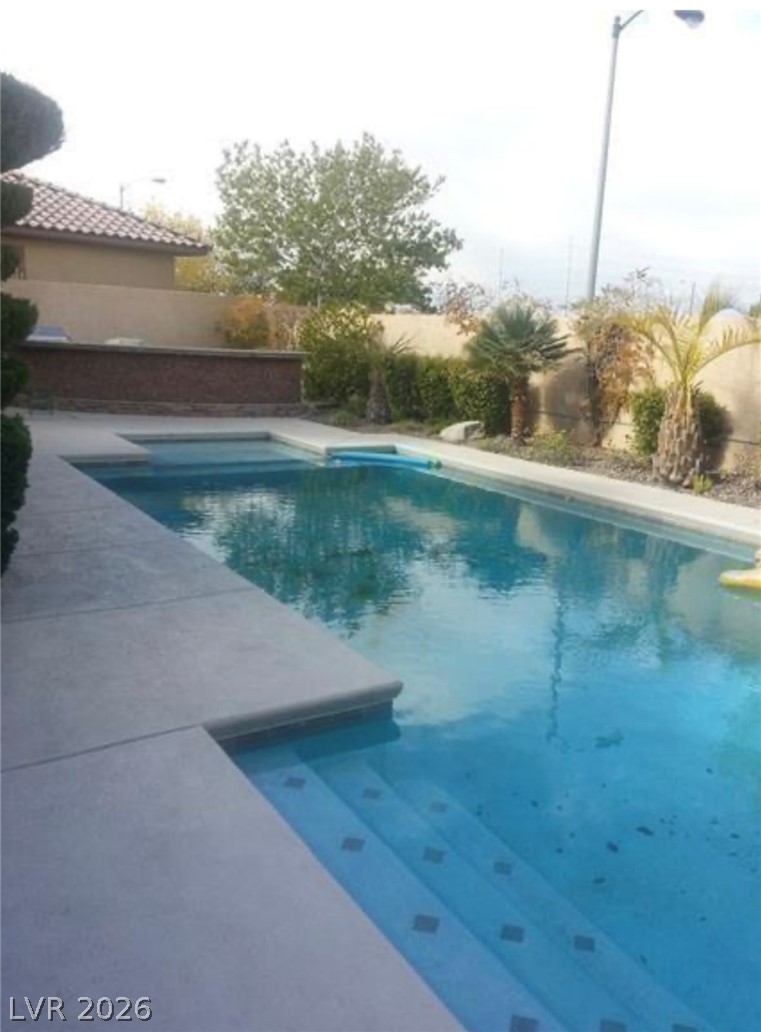 5718 San Florentine Avenue Property Photo 65