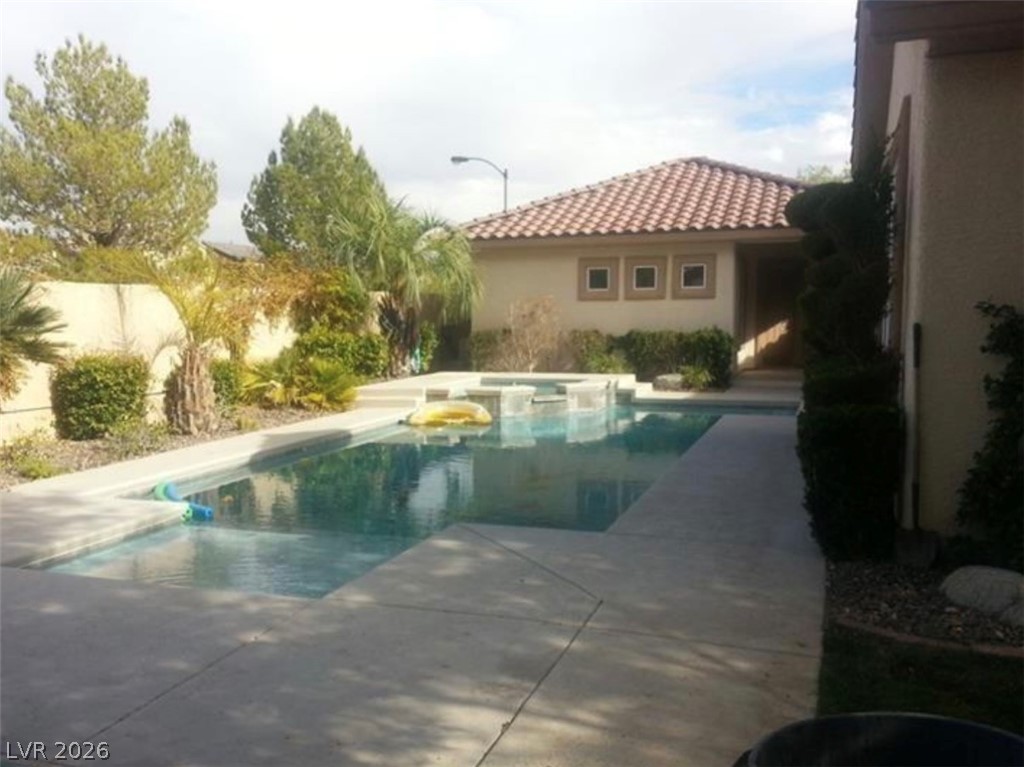 5718 San Florentine Avenue Property Photo 69
