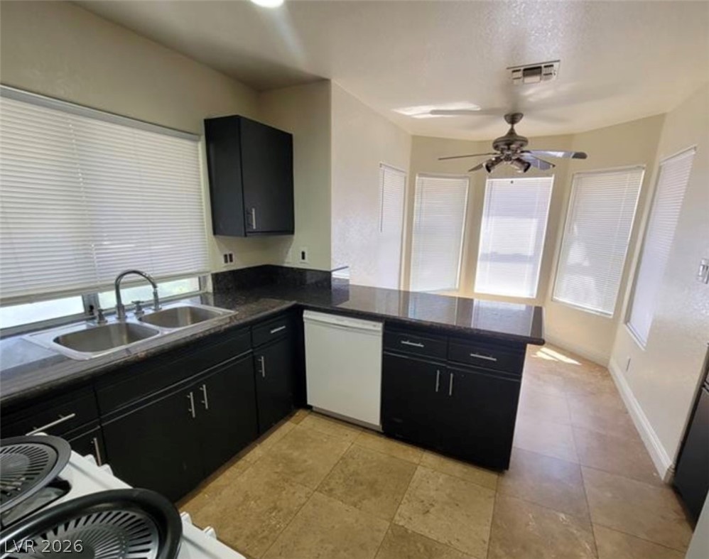 6902 Emerald Springs Lane Property Photo 11