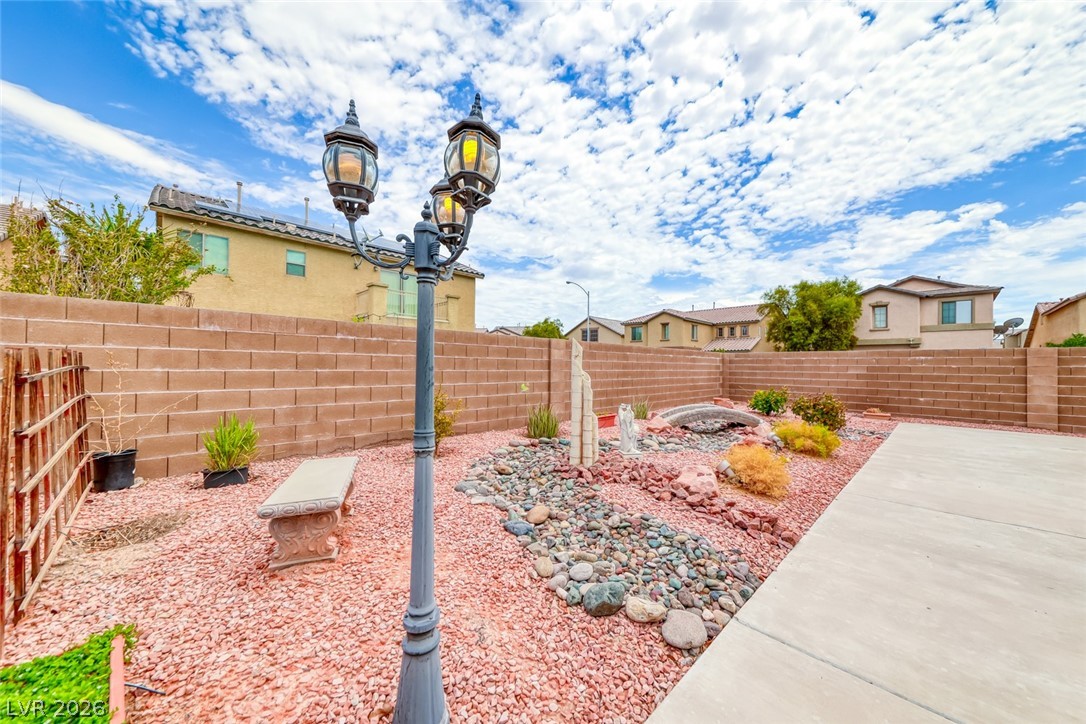 6342 Heather Creek Place Property Photo 7