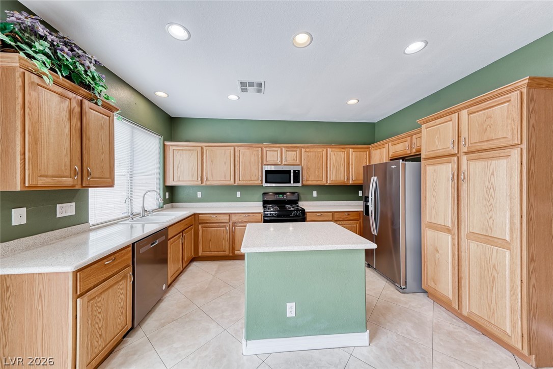 6342 Heather Creek Place Property Photo 15