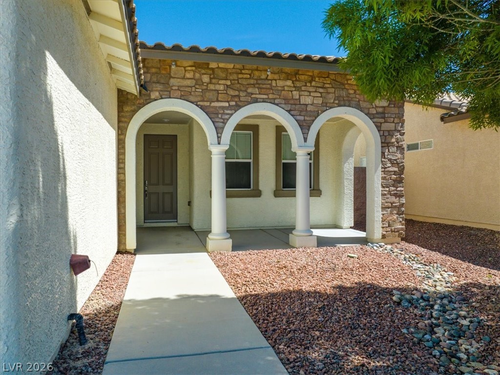 4891 South Palazzo Place Property Photo 6