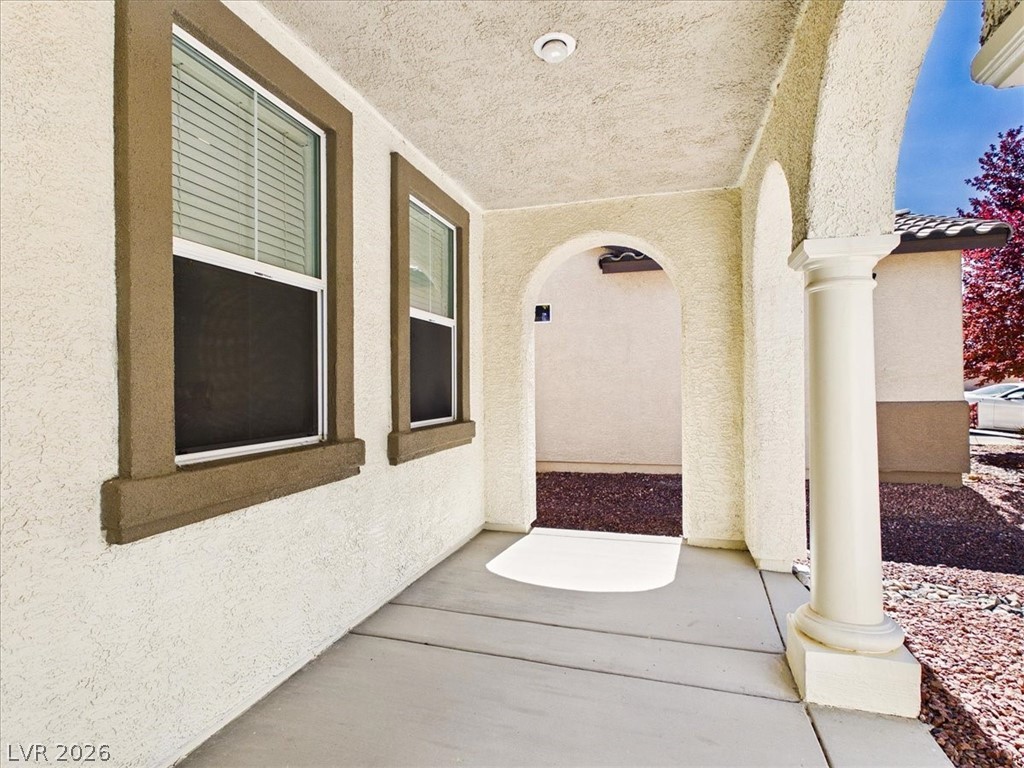 4891 South Palazzo Place Property Photo 7