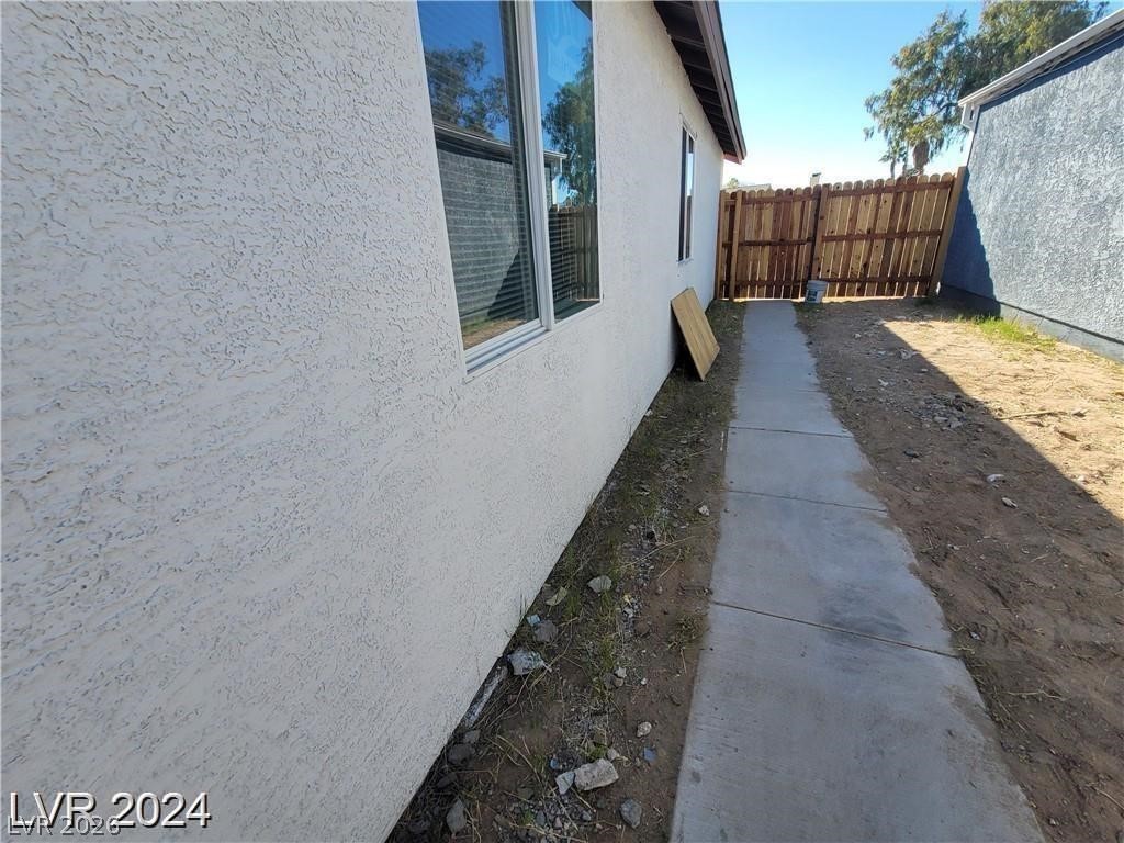 7324 Empress Drive Property Photo 5