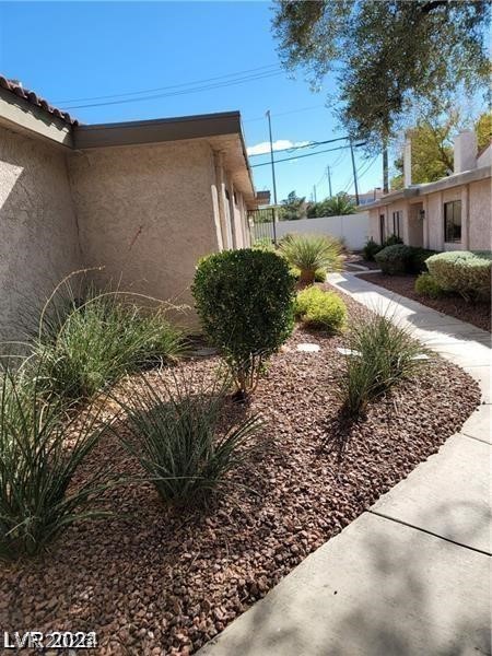 2459 Domingo Street Property Photo 7