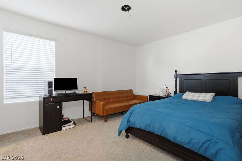 10946 Fennel Avenue Property Photo 33