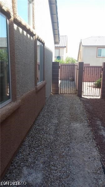 5116 Blue Rose Street Property Photo 4