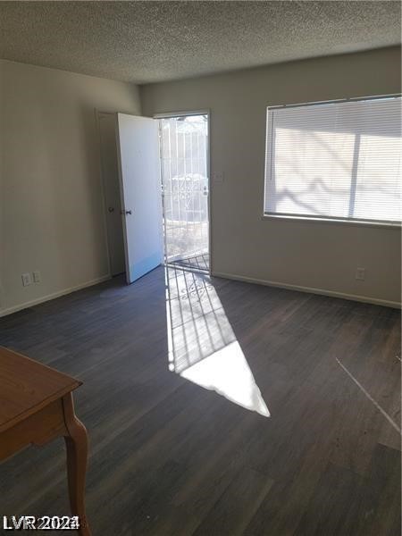 6232 Blair Way Property Photo 6
