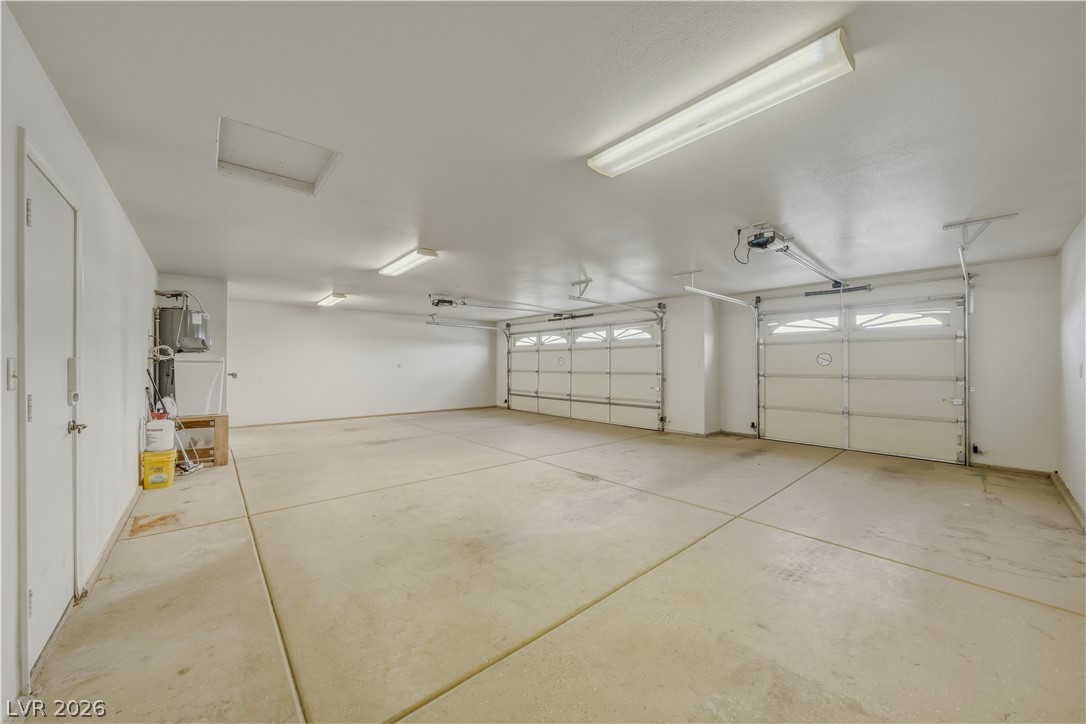300 Margaret Street Property Photo 37