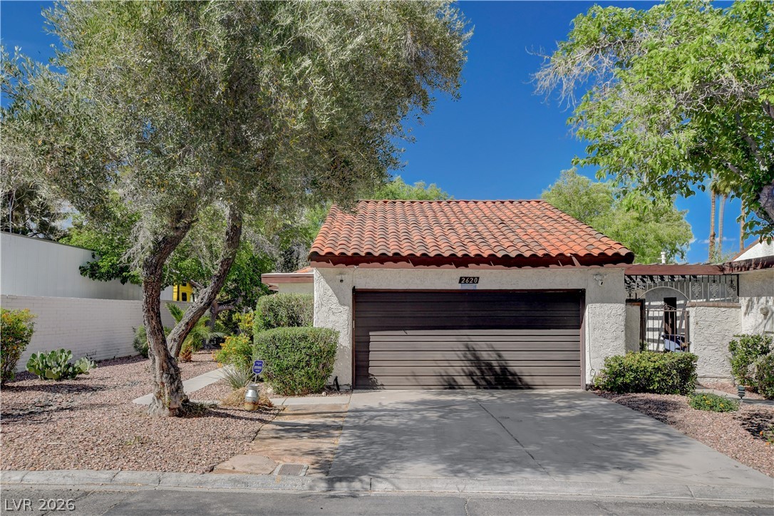 2620 San Lago Court Property Photo 1