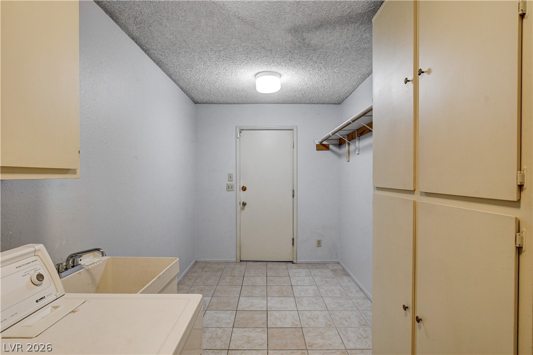 2620 San Lago Court Property Photo 45