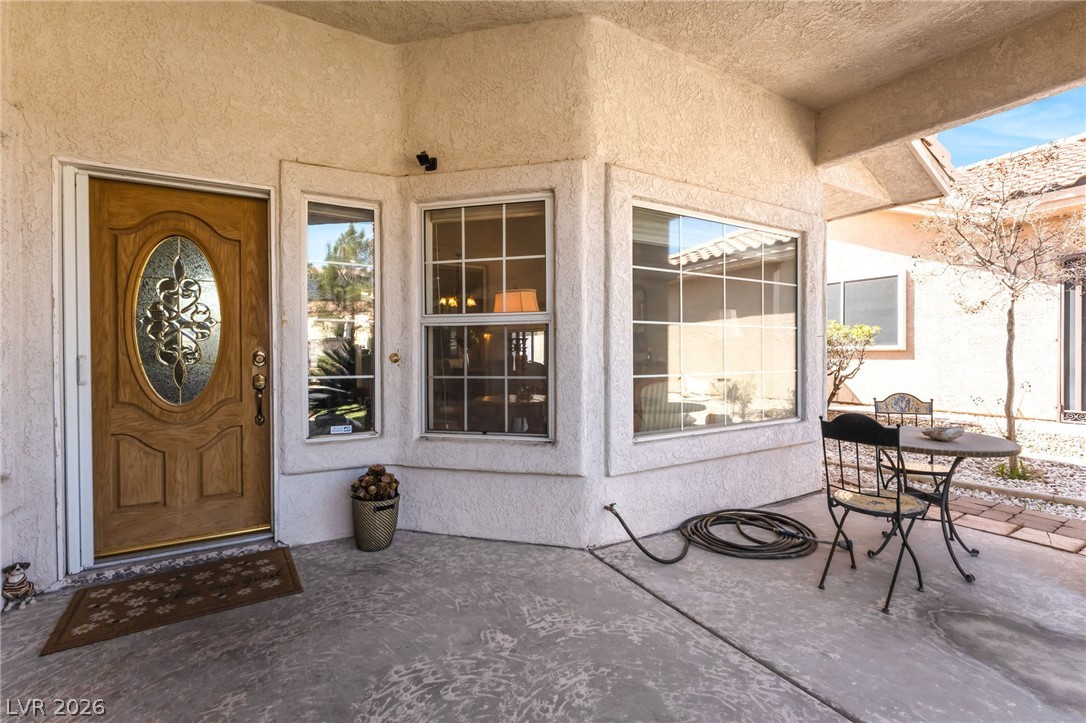 8048 Marbella Circle Property Photo 4