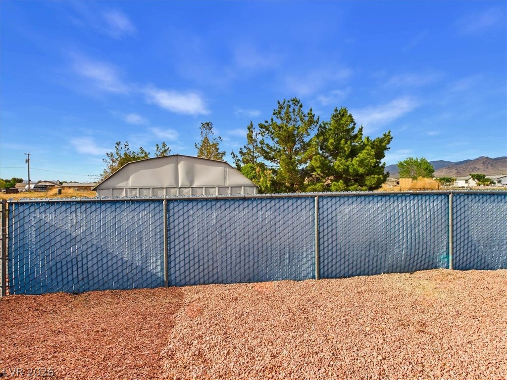 3370 East Gamebird Road Property Photo 6