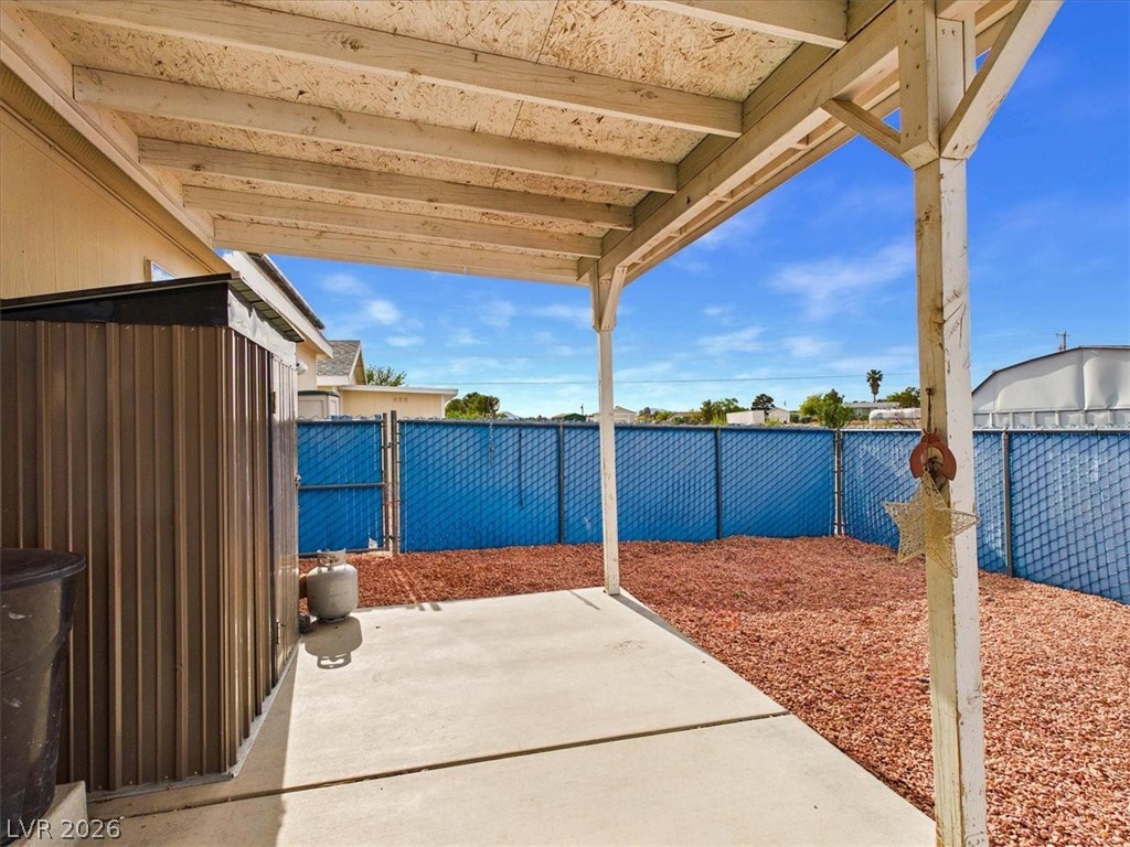 3370 East Gamebird Road Property Photo 7