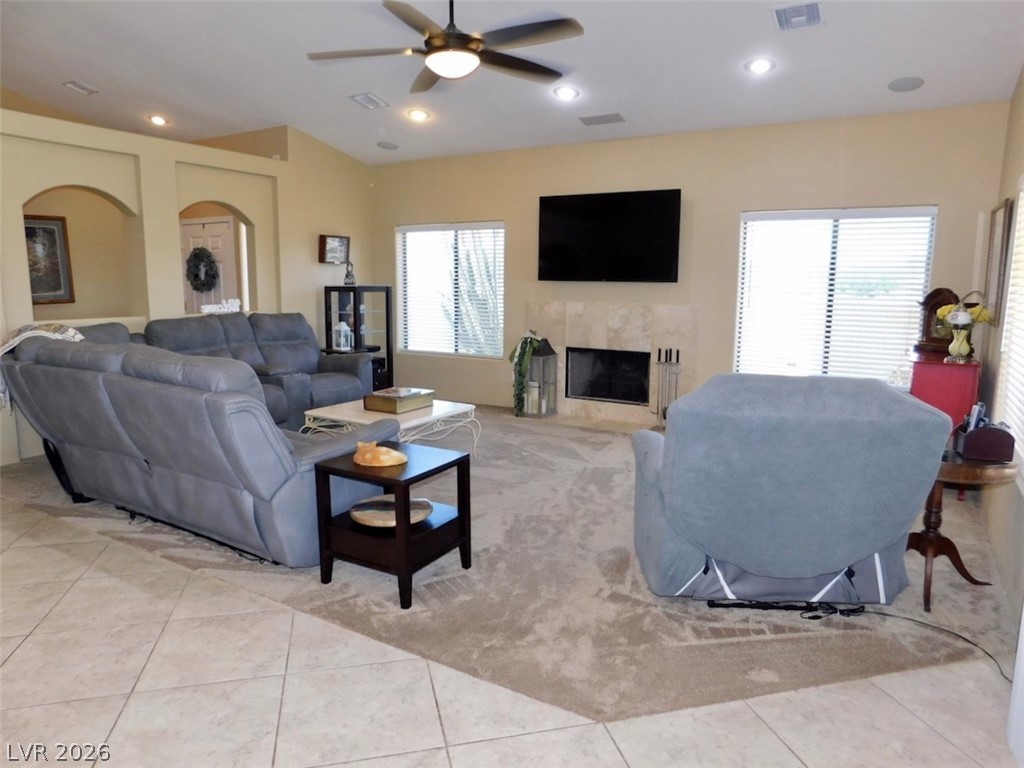 1293 Country Club Drive Property Photo 6
