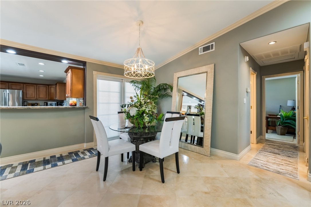 6540 Laredo Street Property Photo 17