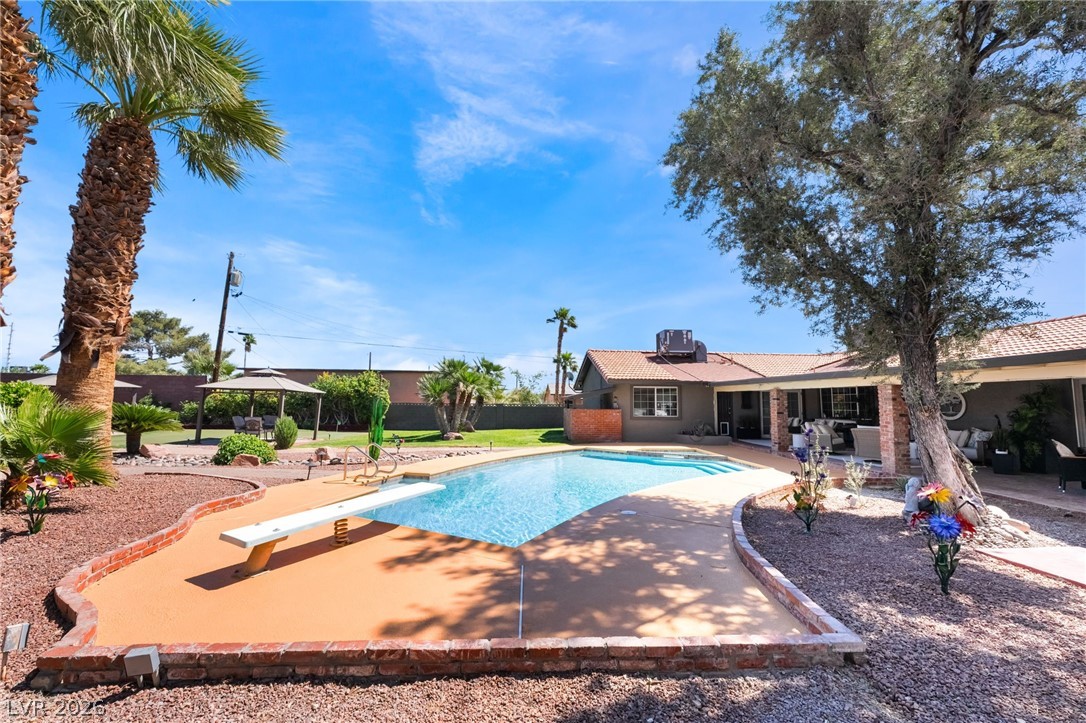 6540 Laredo Street Property Photo 48