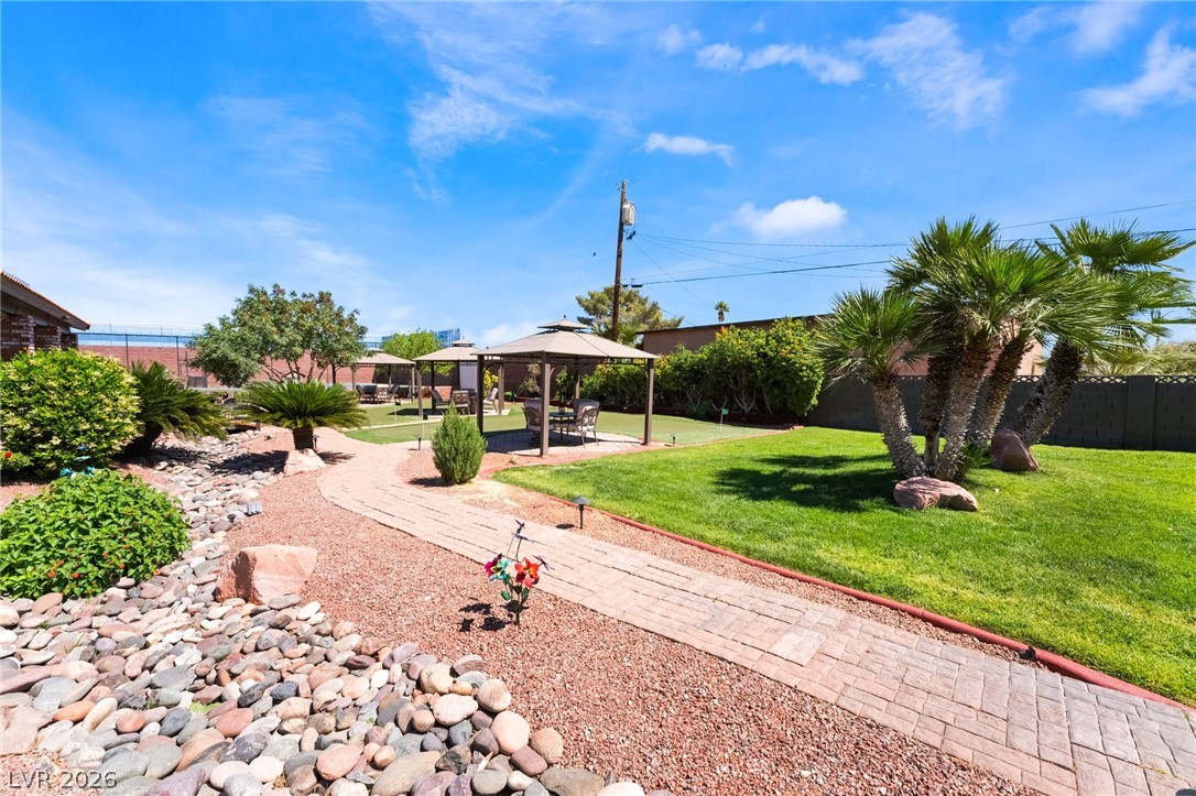 6540 Laredo Street Property Photo 69