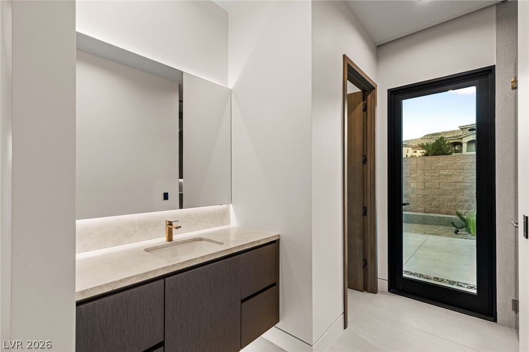 24 Pebble Hills Court Property Photo 48