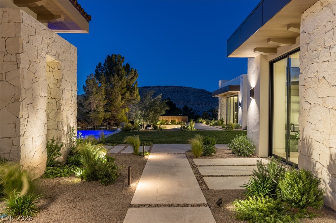 24 Pebble Hills Court Property Photo 74