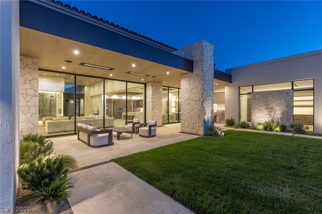 24 Pebble Hills Court Property Photo 81