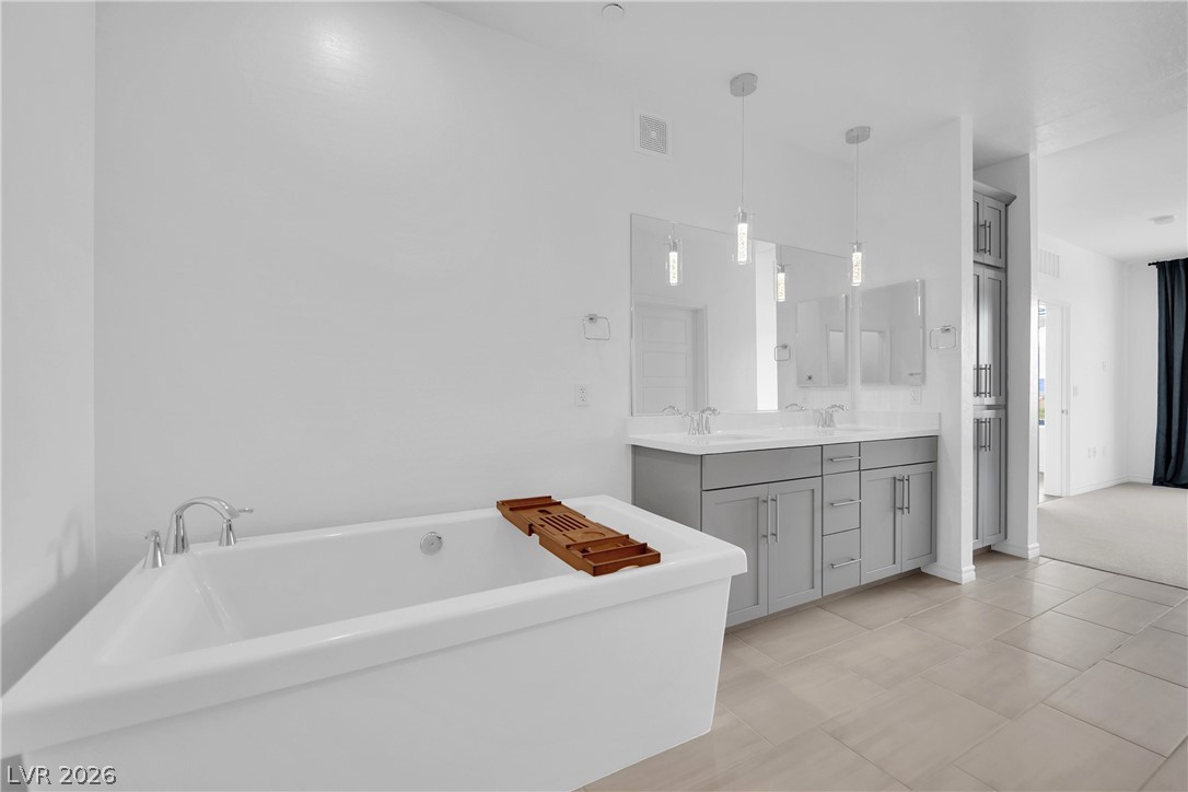 2555 Hampton Road 10304 Property Photo 21