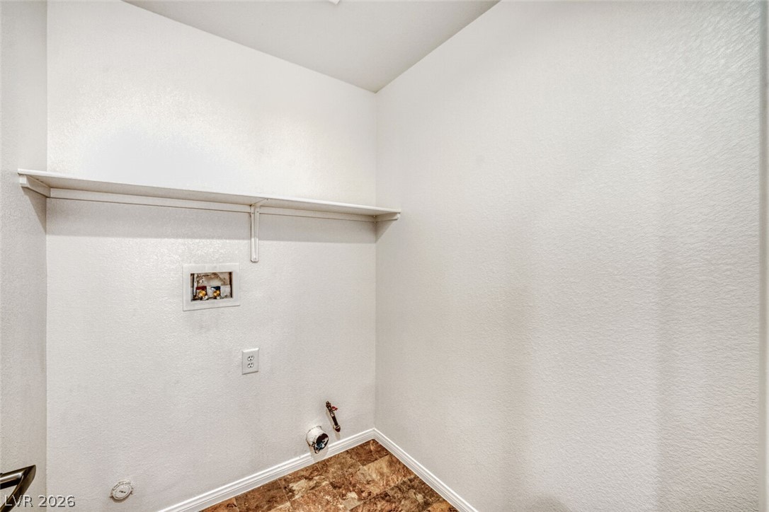 8160 Herring Avenue Property Photo 25