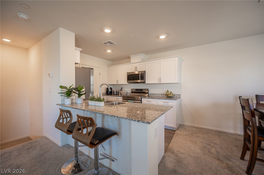 2673 Champagne Gold Avenue Property Photo 3