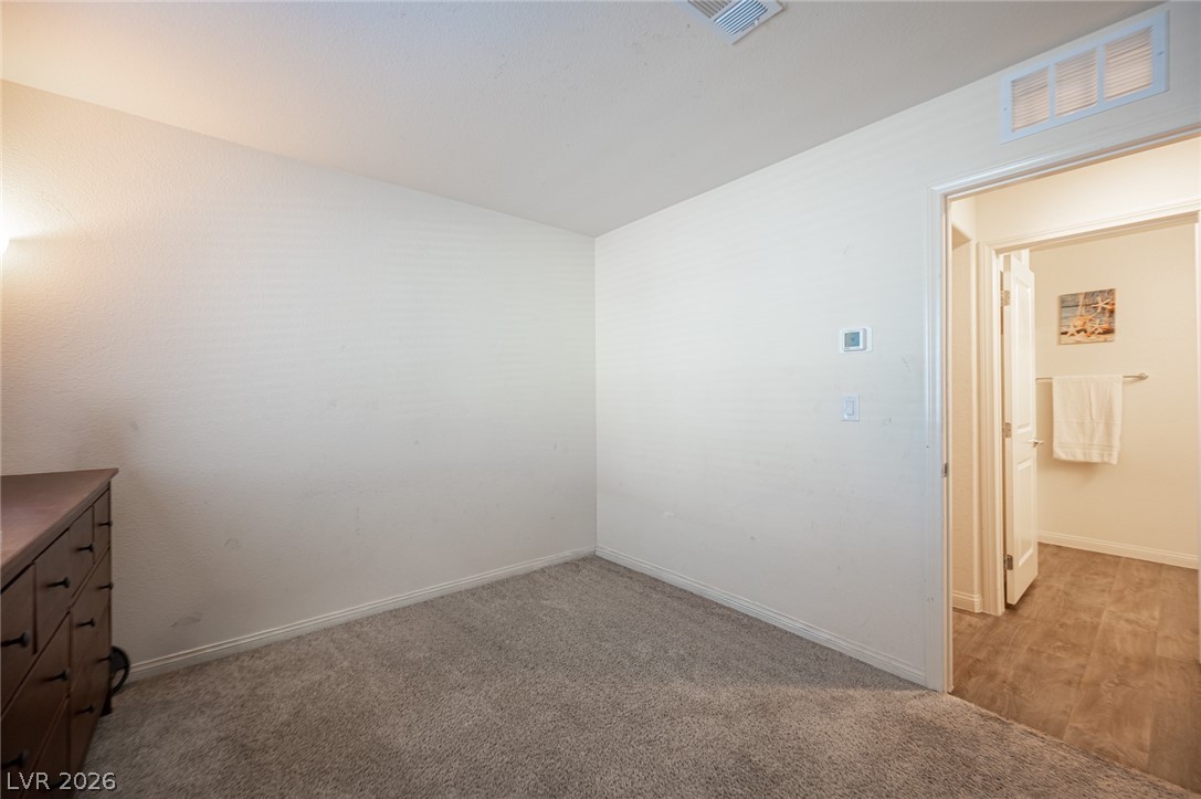 2673 Champagne Gold Avenue Property Photo 8