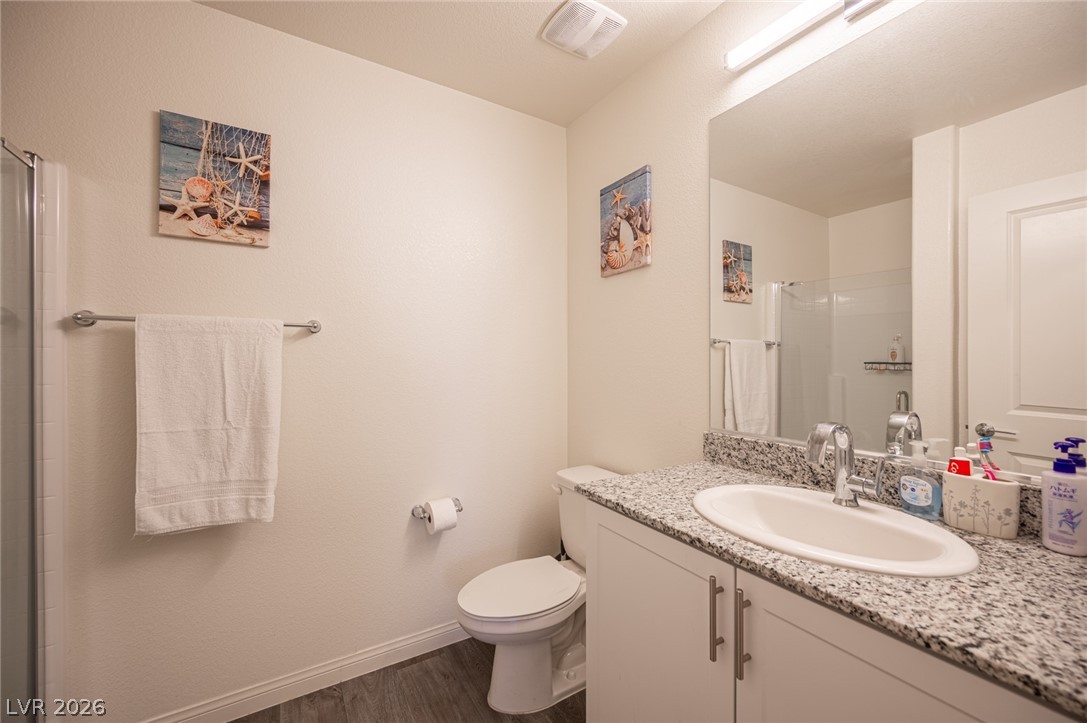 2673 Champagne Gold Avenue Property Photo 10