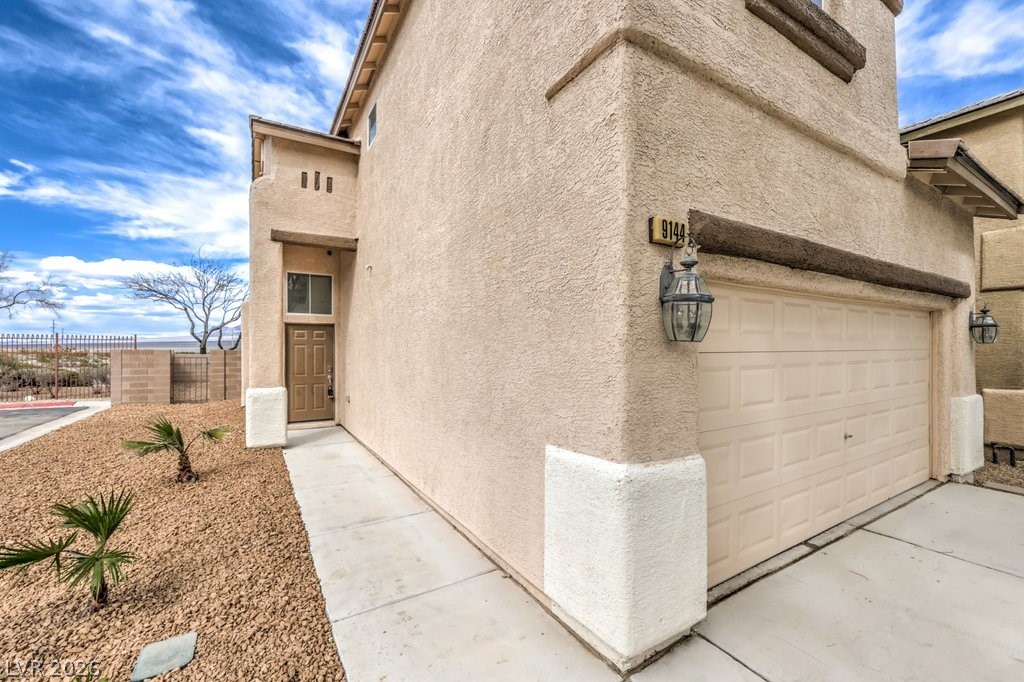 9144 Black Elk Avenue Property Photo 4