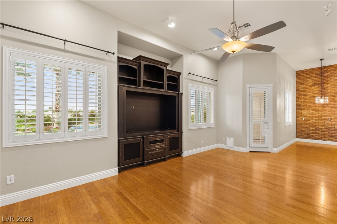 1812 Sydney Leigh Lane Property Photo 27
