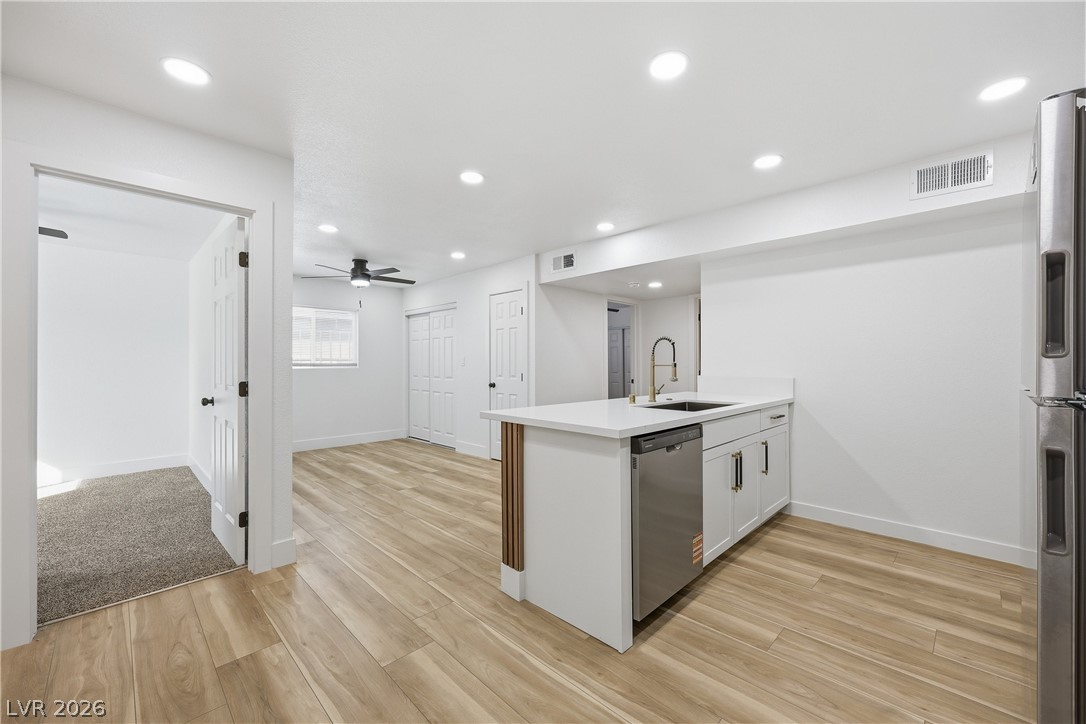488 Albert Avenue Property Photo 6