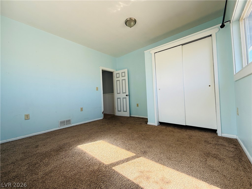 14 Avenue F Property Photo 9