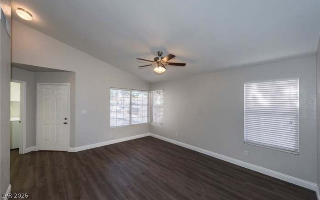 1012 Holliston Circle Property Photo 5