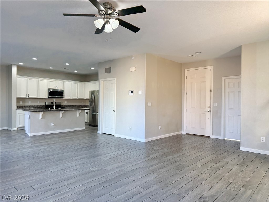594 Crying Bird Avenue Property Photo 7