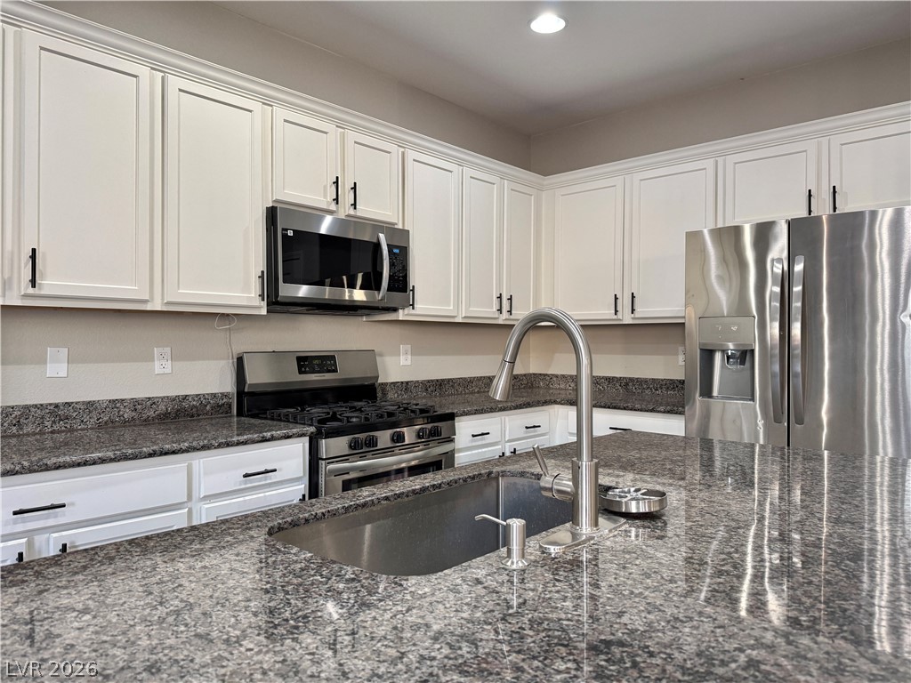 594 Crying Bird Avenue Property Photo 19