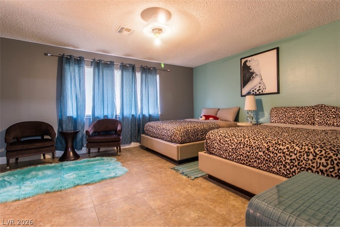 1812 Niblick Circle Property Photo 10