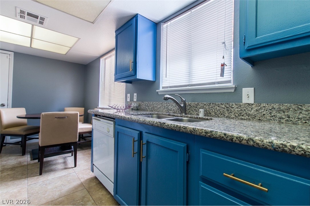 1812 Niblick Circle Property Photo 11