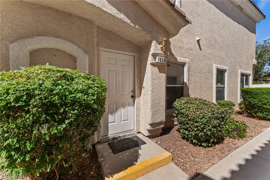 1630 Clint Canyon Drive Property Photo 2