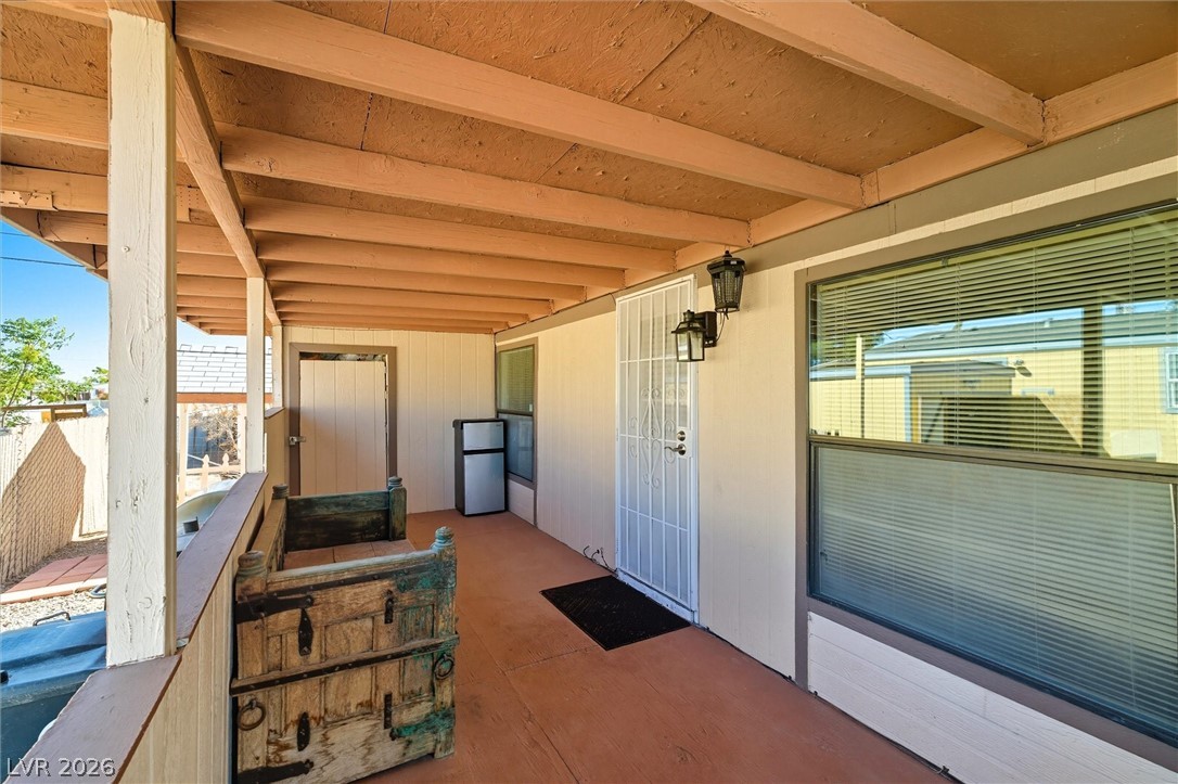 261 West Kite Street Property Photo 3