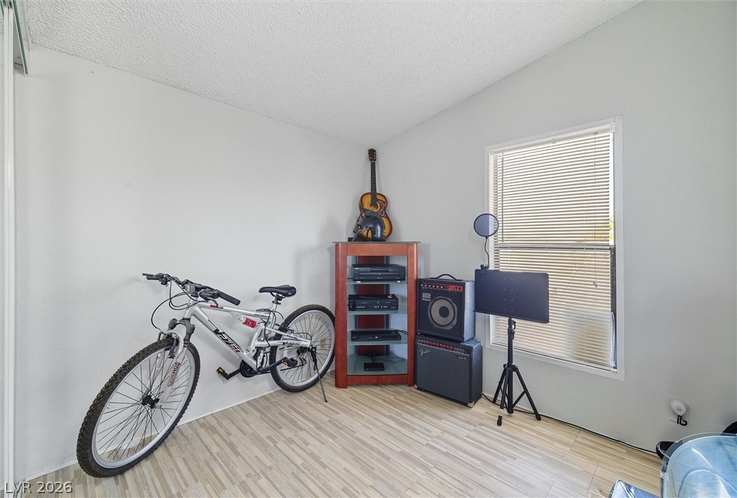 261 West Kite Street Property Photo 12